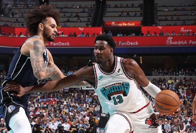 独行侠球员单场狂砍分,却难救主的简单介绍 独行侠球员单场狂砍分,却难救主的简单介绍