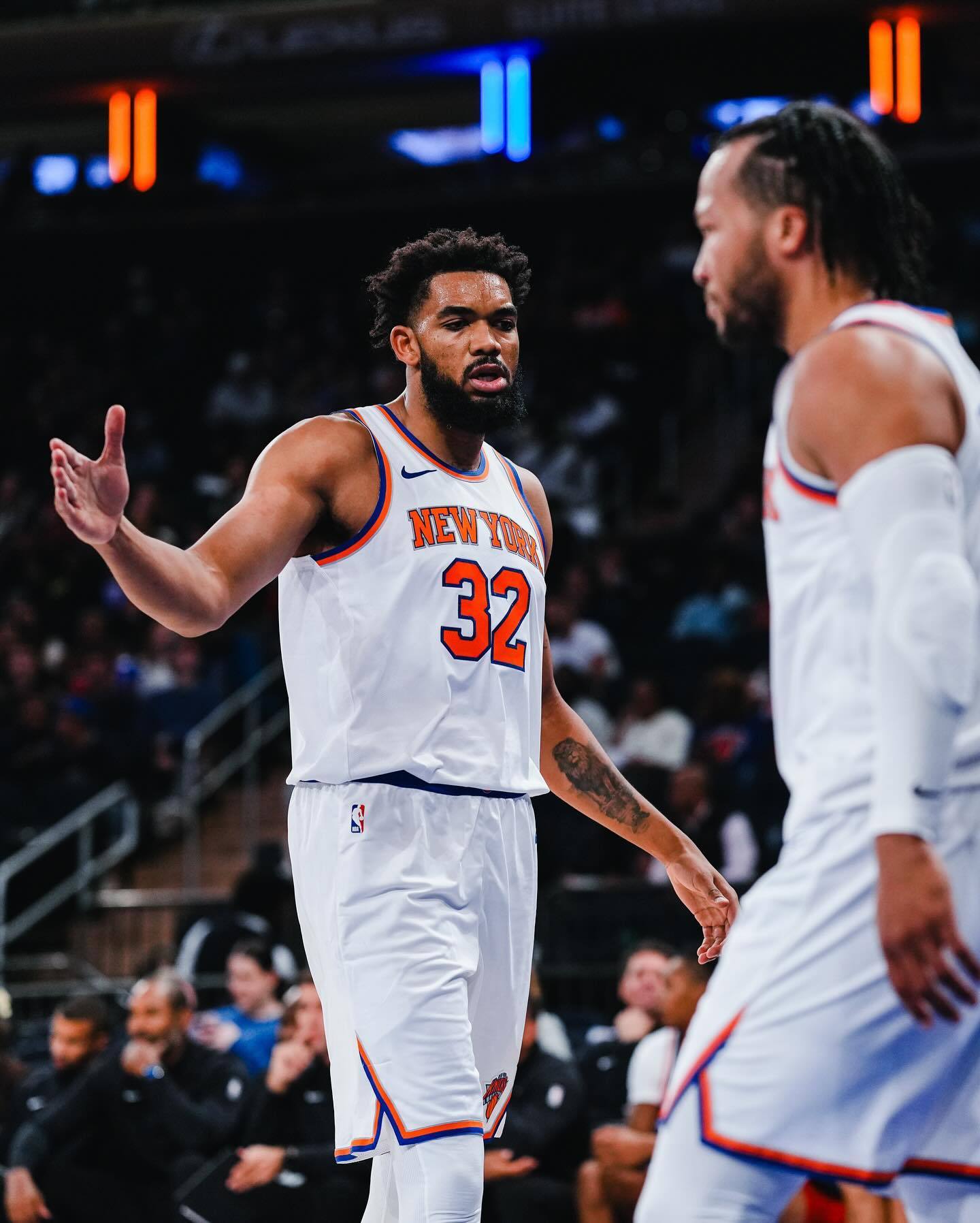 尼斯队在比赛中力压对手获胜 尼斯队在比赛中力压对手获胜