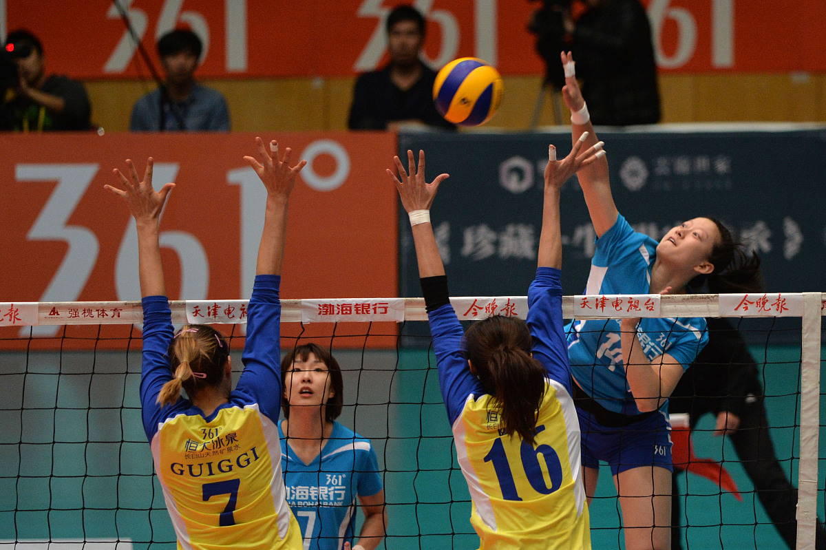 柏林赫塔复仇成功,领跑群雄 柏林赫塔复仇成功,领跑群雄