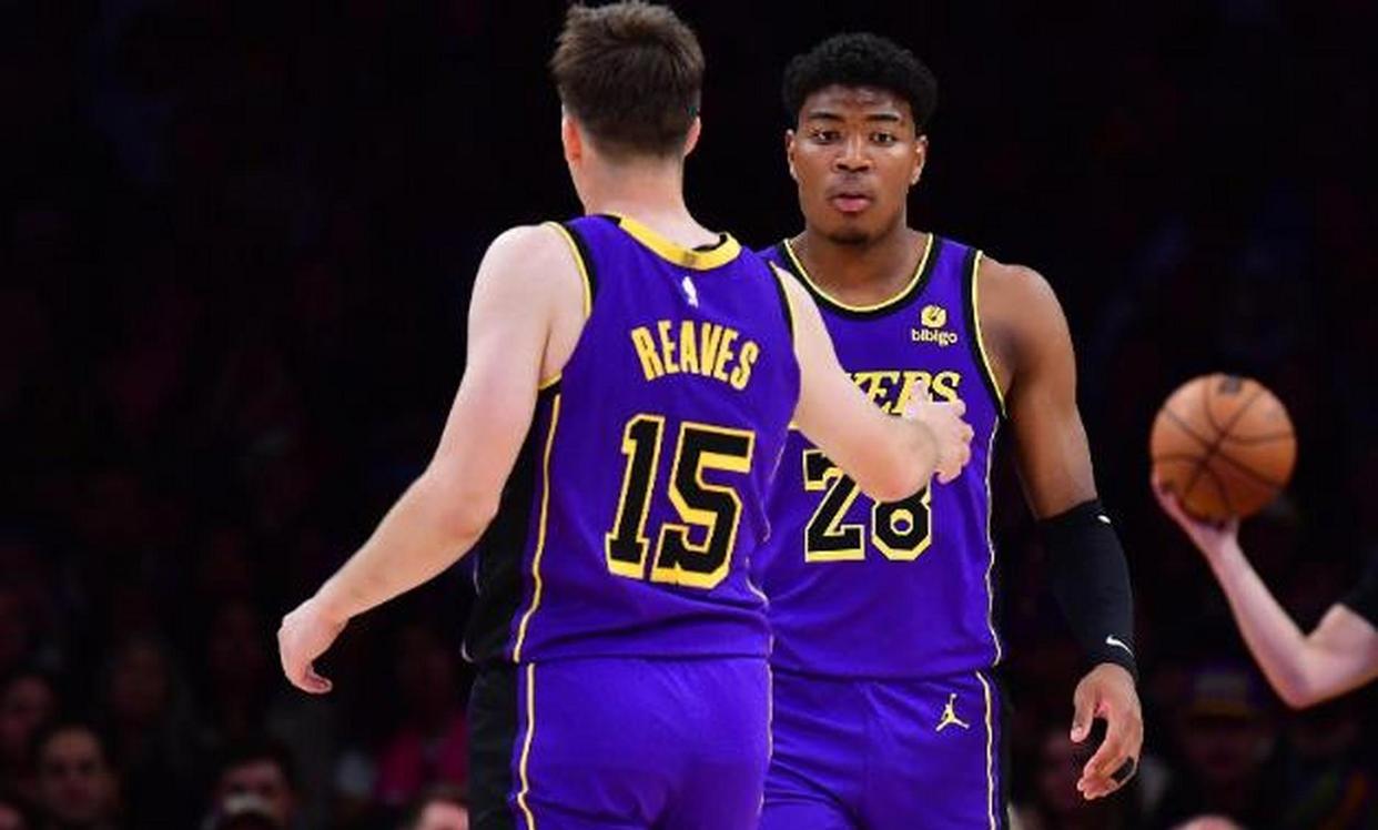 湖人主场险胜灰熊,科比流畅进攻创纪录 湖人主场险胜灰熊,科比流畅进攻创纪录