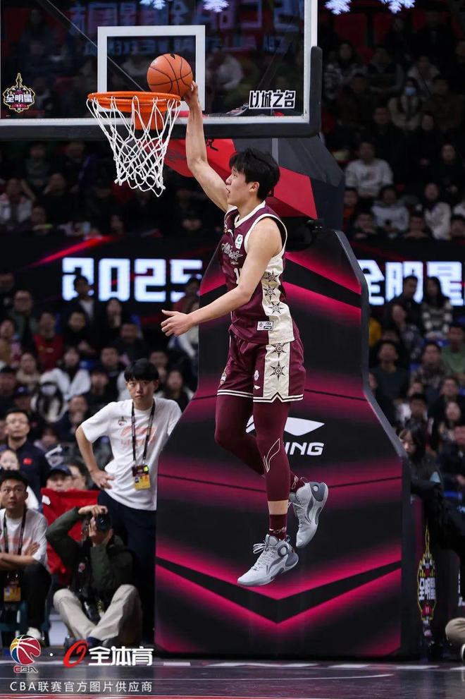 篮球联赛全明星周末即将开启 篮球联赛全明星周末即将开启