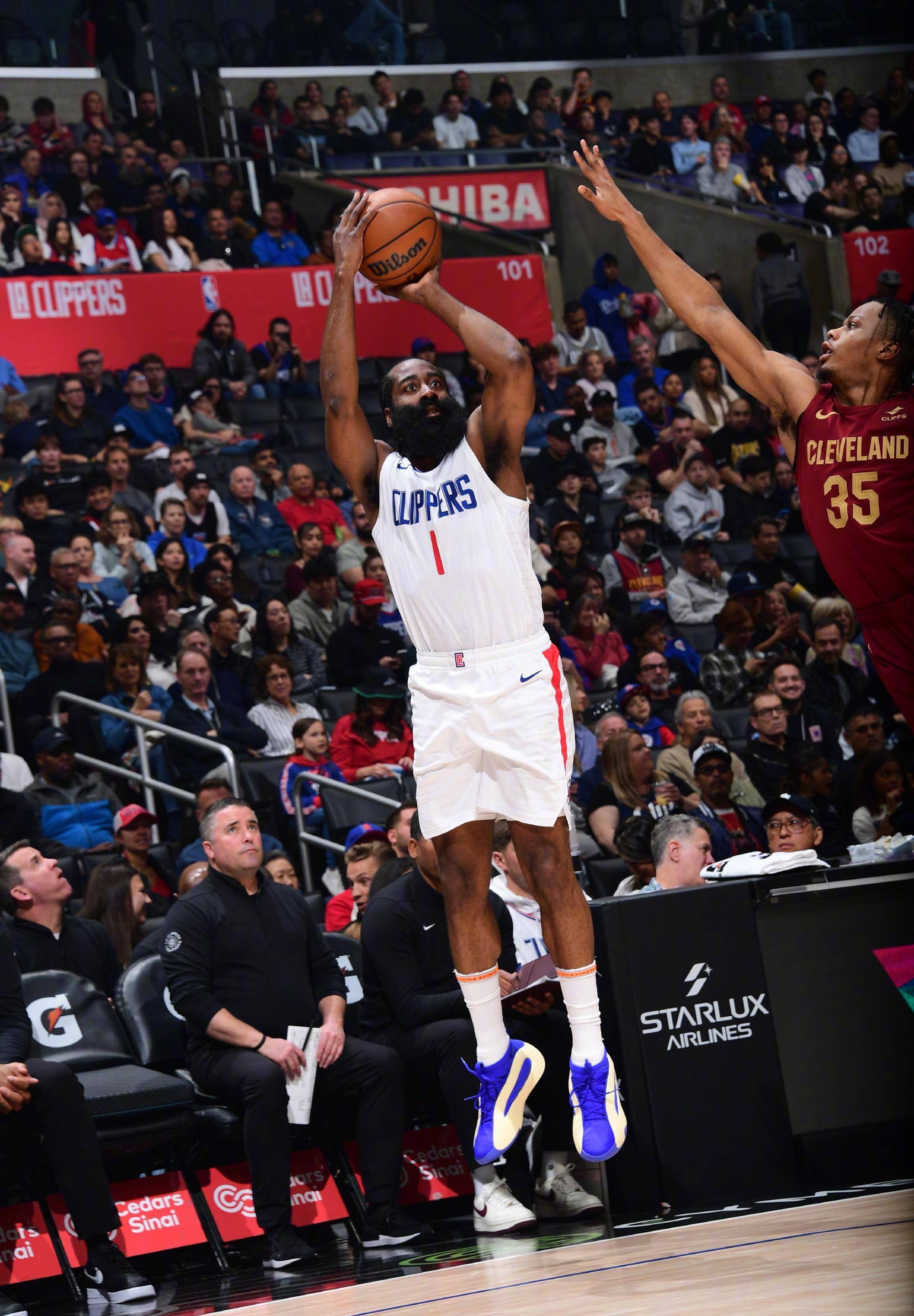 关于快船客场胜勇士，保罗乔治齐发力的信息