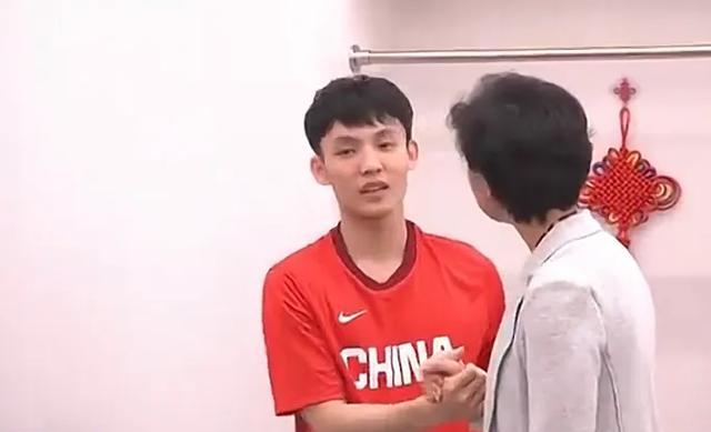 澳大利亚新秀令人惊艳,国际篮球锦标赛赢得赞誉的简单介绍 澳大利亚新秀令人惊艳,国际篮球锦标赛赢得赞誉的简单介绍