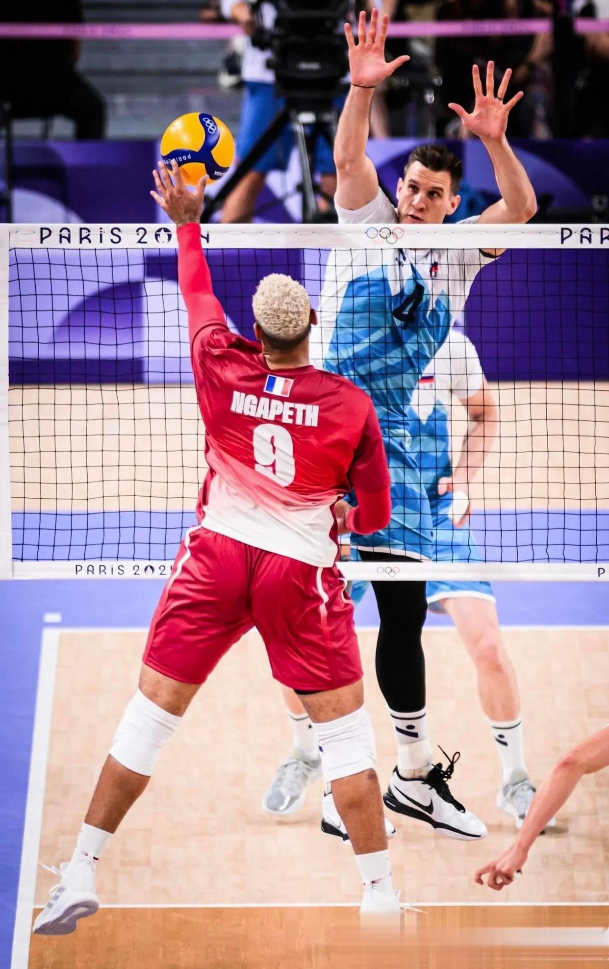 关于阿尔巴尼亚绝杀斯洛文尼亚,小组排名上升的信息 关于阿尔巴尼亚绝杀斯洛文尼亚,小组排名上升的信息