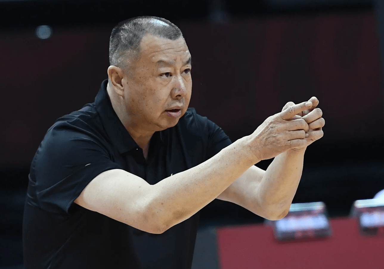 包含瑞士男篮力克拉脱维亚取得亚洲杯季军的词条