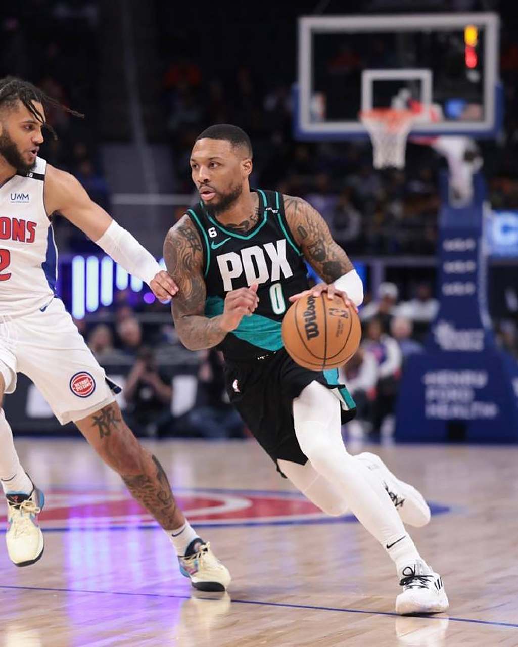 开拓者客场战胜黄蜂，利拉德全场表现绝佳