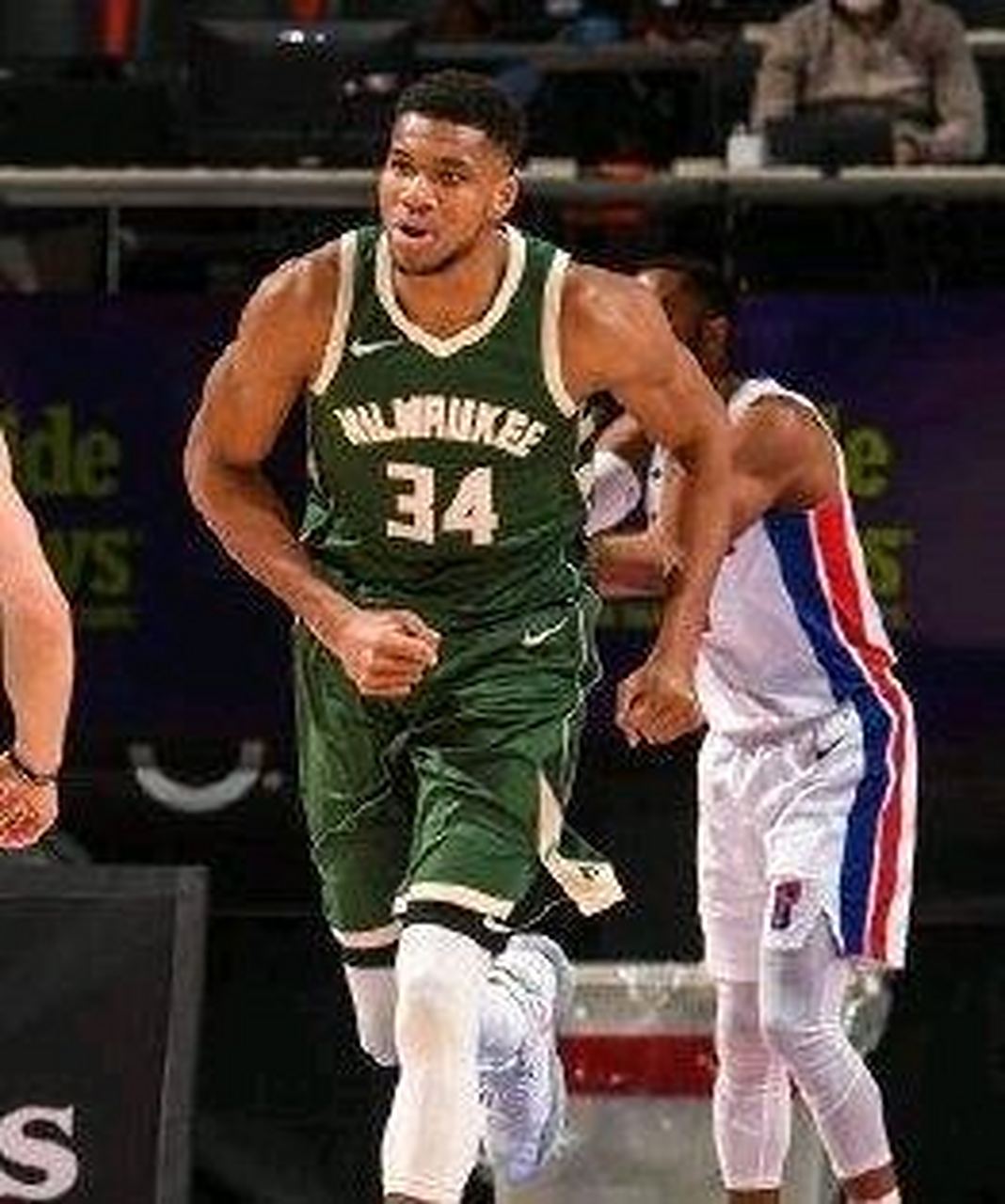 纽约篮网风刃落败密尔沃基的简单介绍 纽约篮网风刃落败密尔沃基的简单介绍